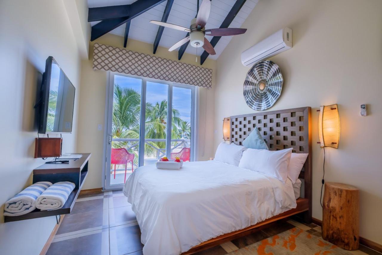 Brisa Oceano Resort Placencia ภายนอก รูปภาพ