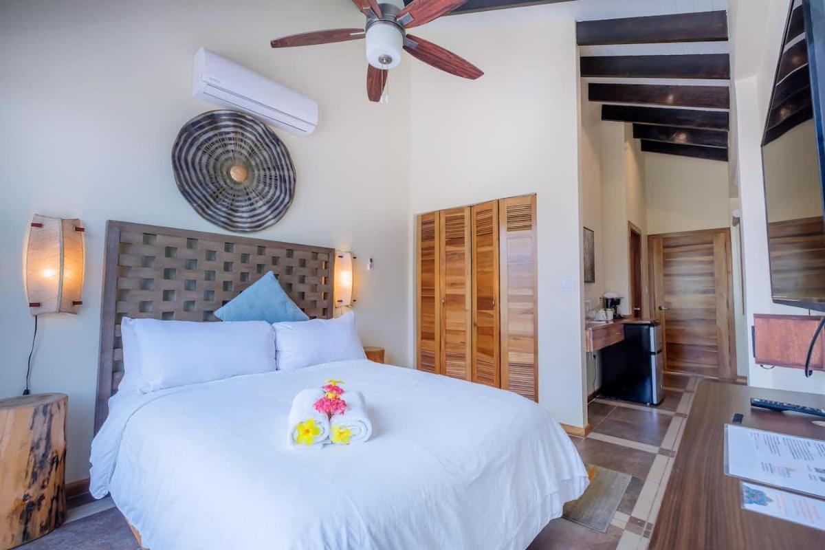 Brisa Oceano Resort Placencia ภายนอก รูปภาพ
